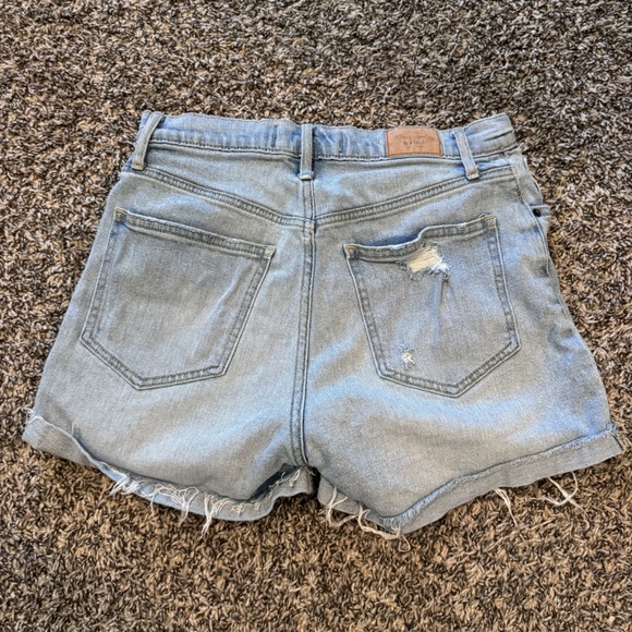 Abercrombie and Fitch Jean Shorts - Picture 3 of 3